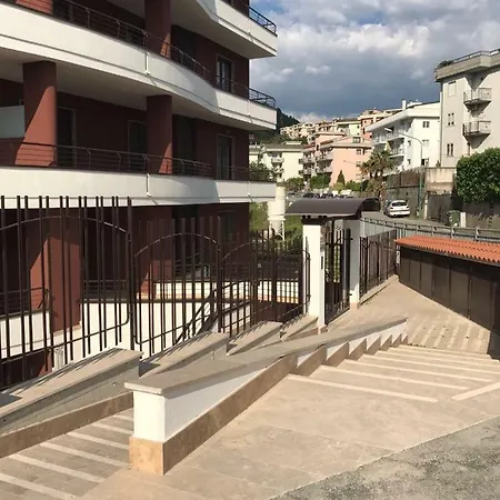 Panoramica 33 3* Salernes