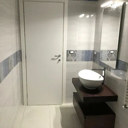 לינה וארוחת בוקר Panoramica 33 3*